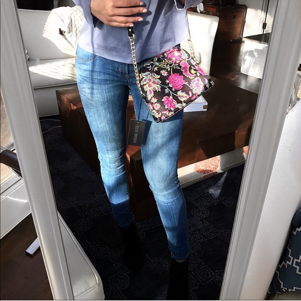 LAST ONE‼️STEVE MADDEN Red Quilt Crossbody Bag! ❤️ - Picture 8 of 8